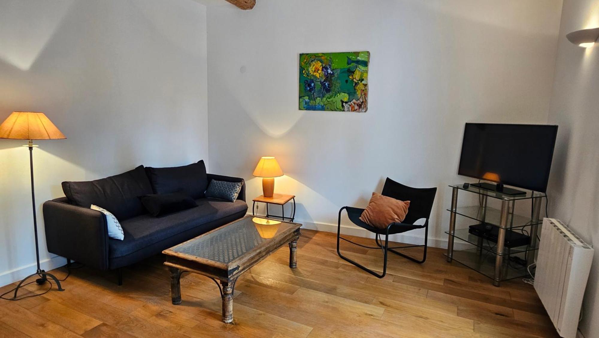 Maison Vigneronne 8p / Jardin / Parking * Gigean