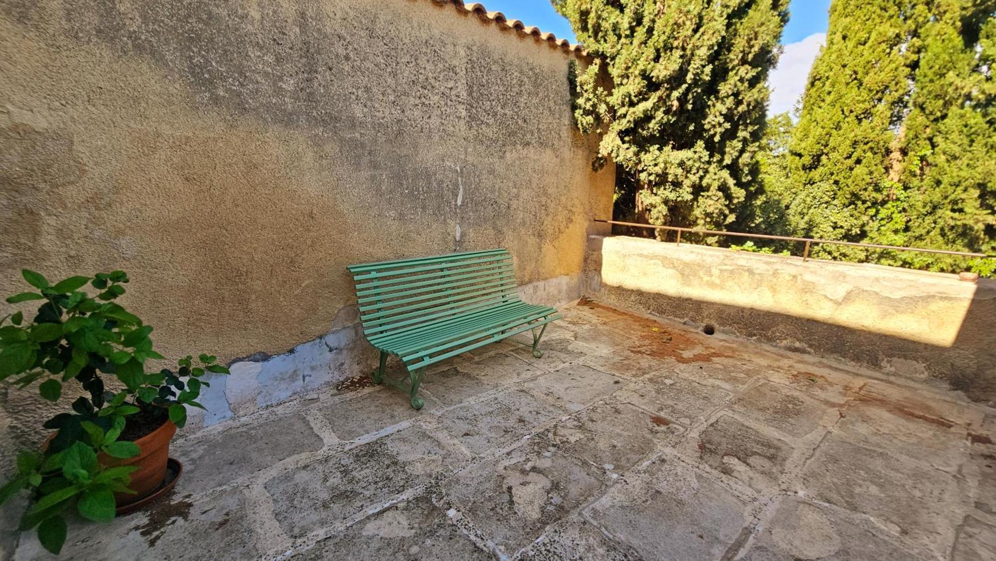 Maison Vigneronne 8p / Jardin / Parking Gigean
