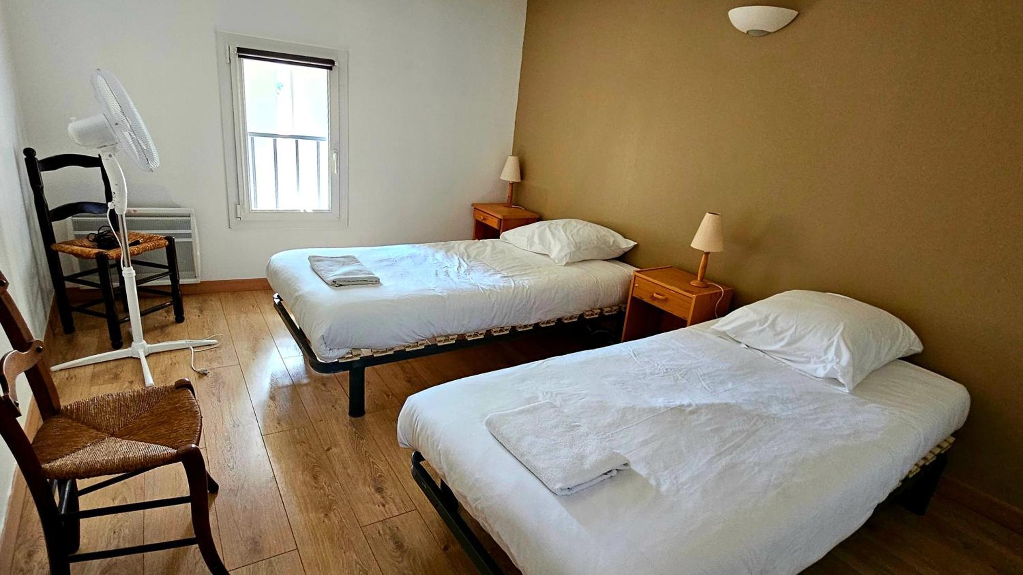 Maison Vigneronne 8p / Jardin / Parking Hébergement de vacances Gigean