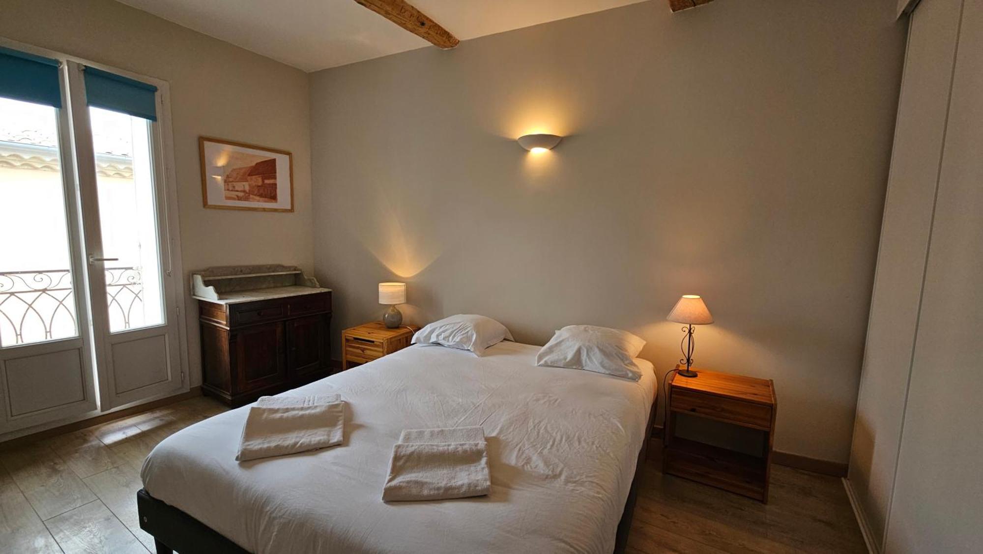 Maison Vigneronne 8p / Jardin / Parking Ferienhaus Gigean